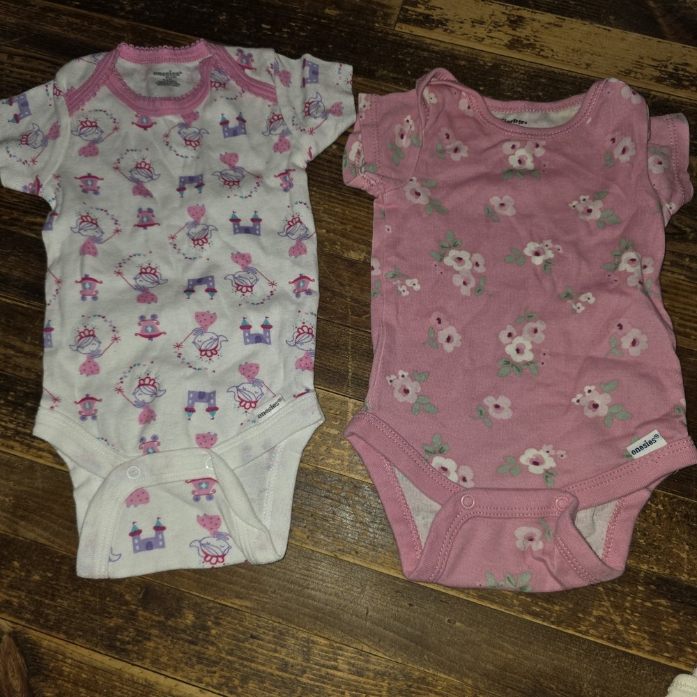 Baby Girl 0-3 Mo Bundle 16 pc Lot Newborn Bodysuits Pants Outfits Dress Bundle - Picture 8 of 11